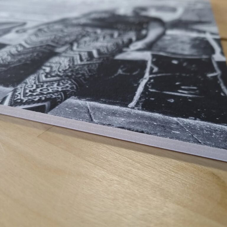 Instagram post from la_impressio_fineart. This post is in position 3.