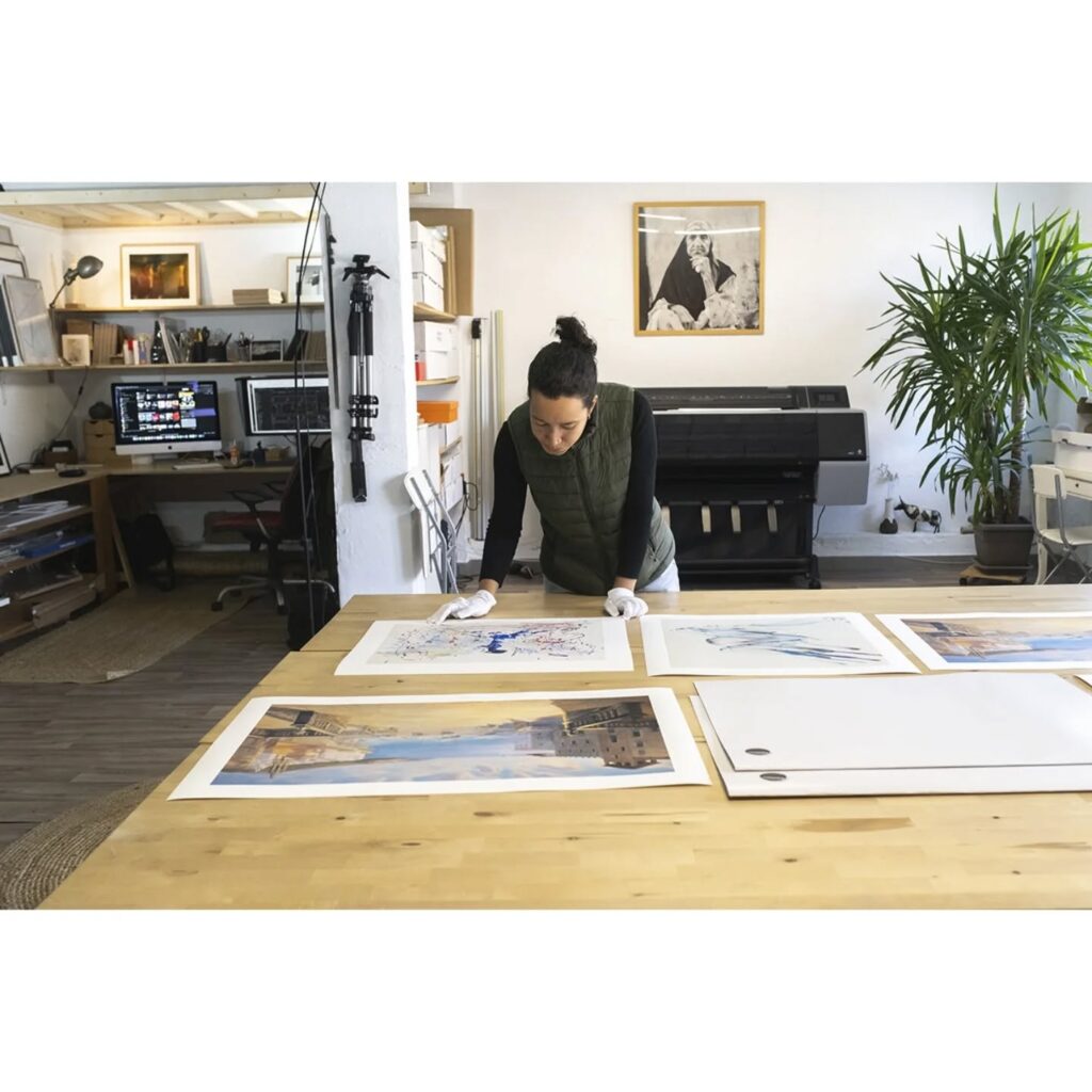 Instagram post from la_impressio_fineart. This post is in position 2.